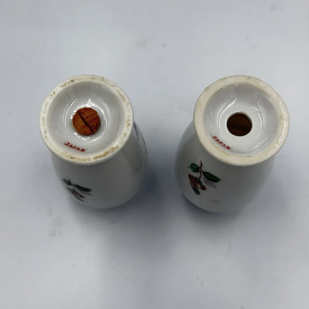 Vintage Lynmore Fine China Golden Rose Salt and Pepper Shakers